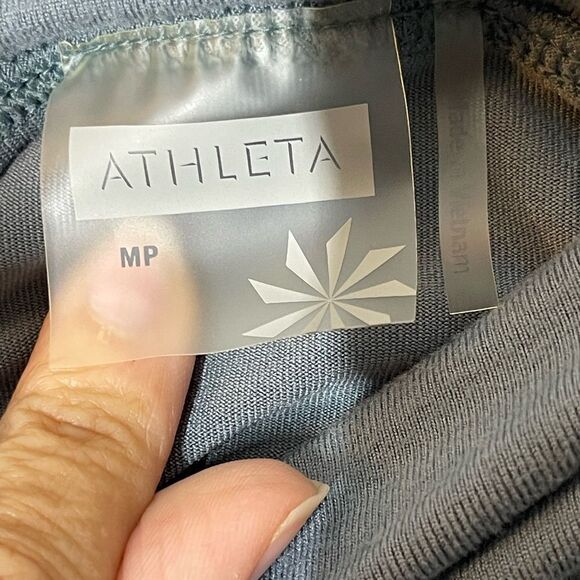 Athleta blue skirt with ruffle, size medium - Picture 11 of 15